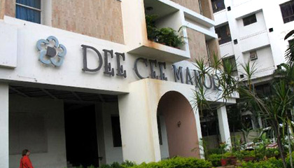 Hotel Dee Cee Manor